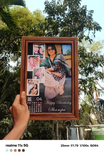 Trending customise photo frame